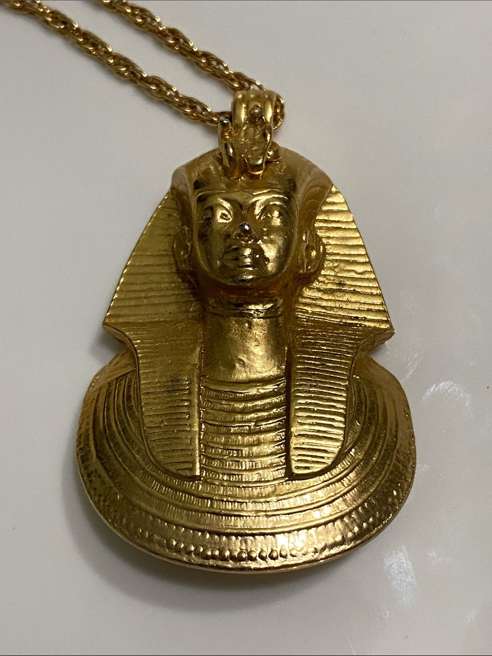 VTG Gold Egyptian Pharaoh Pendant Necklace - Picture 2 of 10